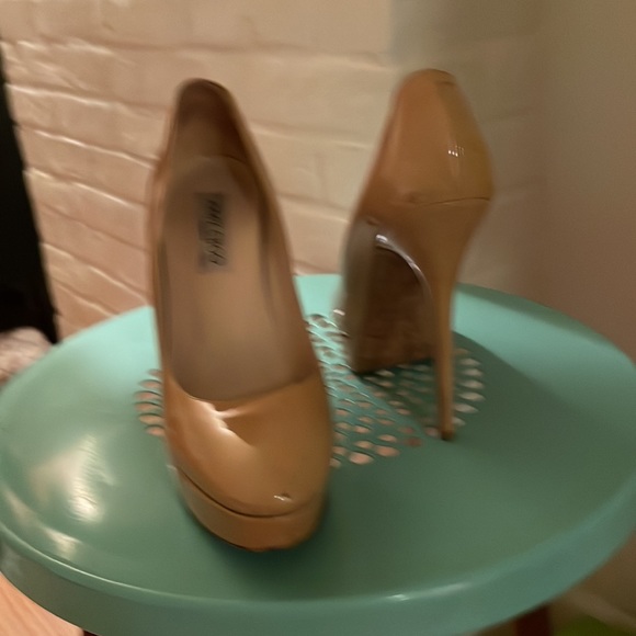 Jimmy Choo Mustard yellow heels as-is - Picture 7 of 15
